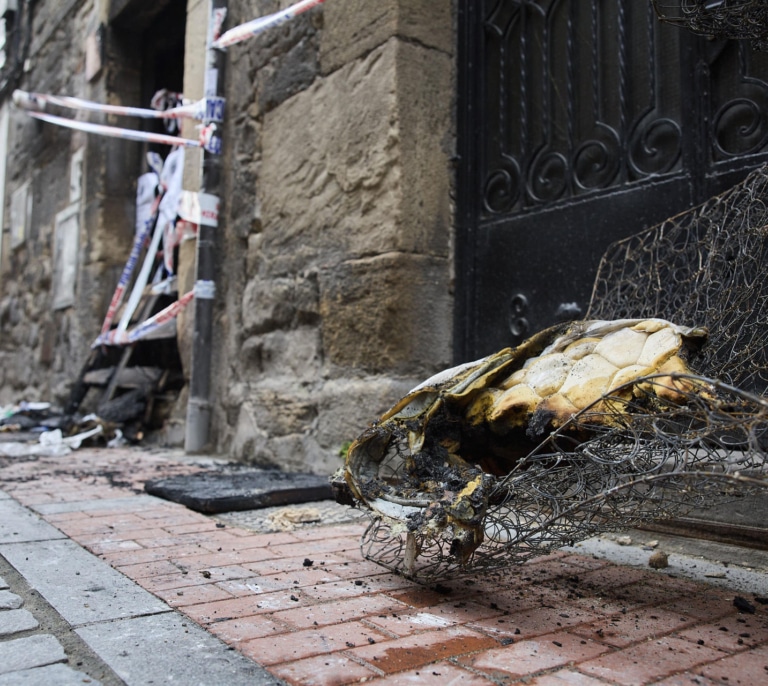 El detenido por el incendio en Miranda fue condenado por el secuestro a una mujer y una niña de 9 años