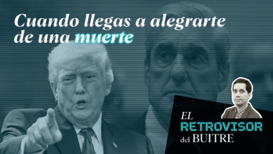 El Retrovisor del Buitre: Trump, Milei y la práctica de poner a parir al difunto