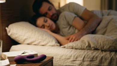 Dinero y juguetes sexuales, así se sostiene la vida sentimental de los españoles 