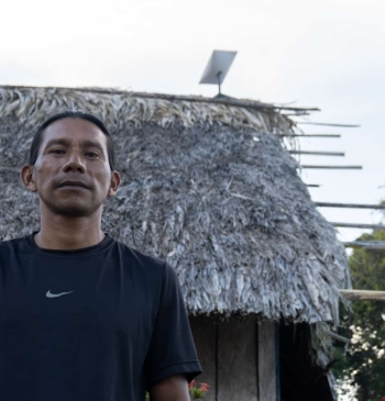 De vacaciones con los indígenas Piaroa, los guardianes de la Amazonía colombiana
