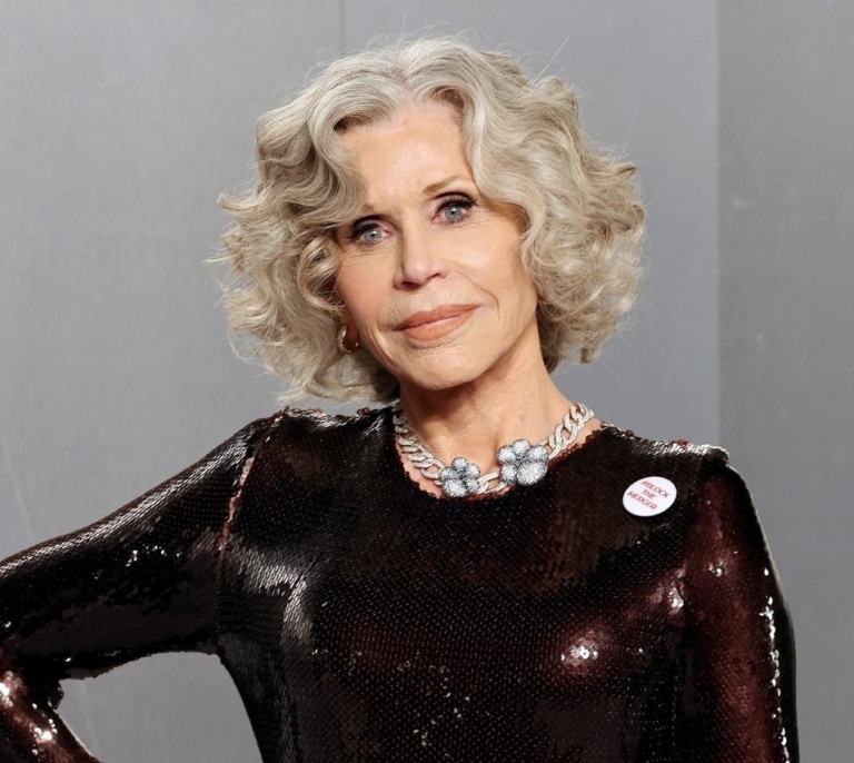 Del posado viral de los protagonistas de 'Heated Rivalry' a la chapa de Jane Fonda: la fiesta de los Oscar de Vanity Fair en imágenes