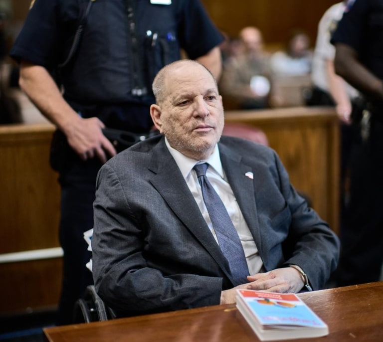 Harvey Weinstein niega la mayor desde el "infierno" de Rikers Island: "No voy a pedir perdón por algo que no hice"