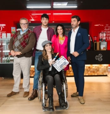 Humor, trabajo y reinvención: así es Café para Cinco, la apuesta audiovisual de [...]