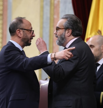 Expulsado un diputado de Vox tras encararse con una letrada y con [...]