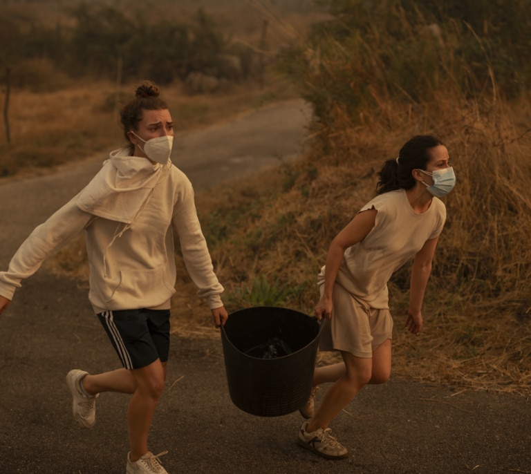 Brais Lorenzo, World Press Photo 2026 por su cobertura de los incendios en Galicia: “Es un orgullo doble por el cariño que le tengo a mi tierra”