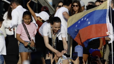 La promesa de una Venezuela libre reúne a miles de personas ante una María Corina exultante
