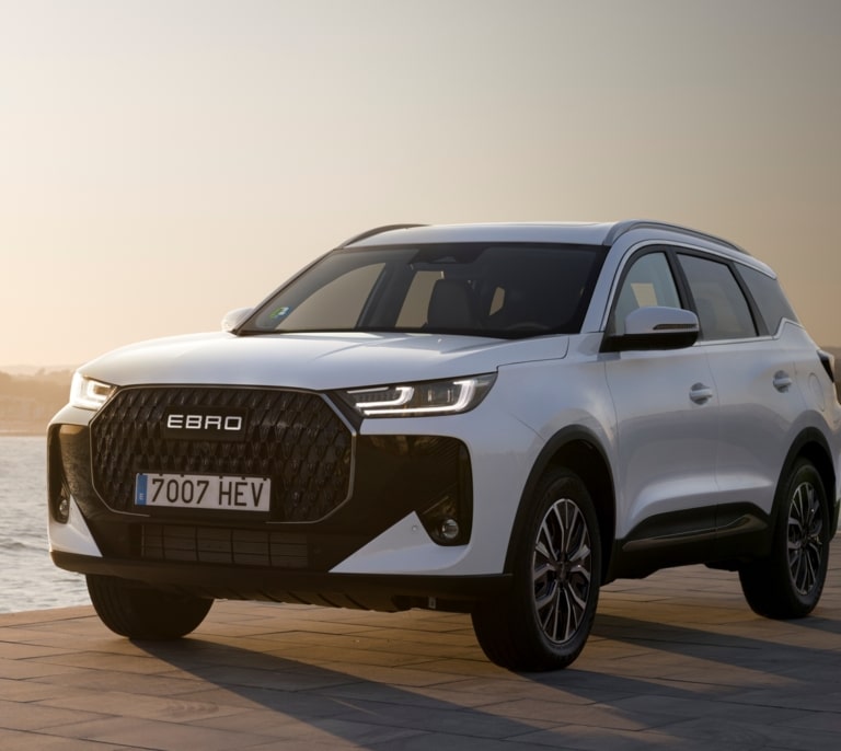 Ebro s700 HEV: Por la senda más transitada