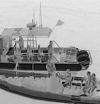 Las gasolineras del Estrecho: la red que alimenta narcolanchas, droga y pateras [...]