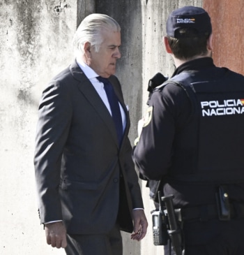 Bárcenas pagó 4.000 euros a otro preso para destruir "todos los audios" [...]