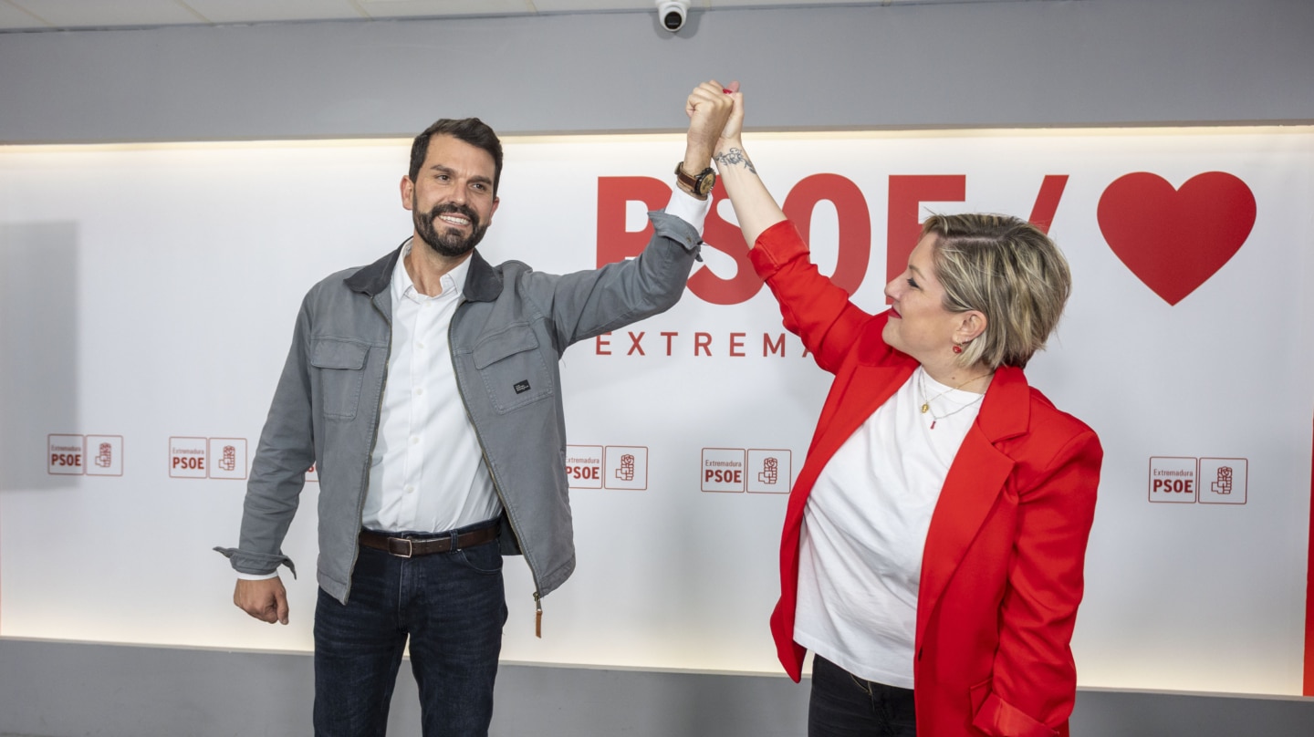 Cambio radical en el PSOE de Extremadura: gana las primarias el líder cacereño, Álvaro Sánchez Cotrina, el favorito de Ferraz