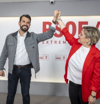 Cambio radical en el PSOE de Extremadura: gana las primarias el líder [...]