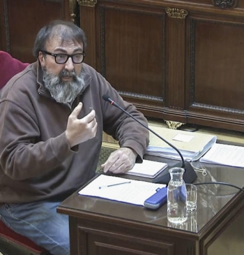 Un Koldo de manos temblorosas saca de quicio al fiscal Luzón en [...]