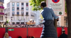 Indignación en Andalucía por el "muro de vallas" en las procesiones: "O pagas o tienes que verlo por la televisión"