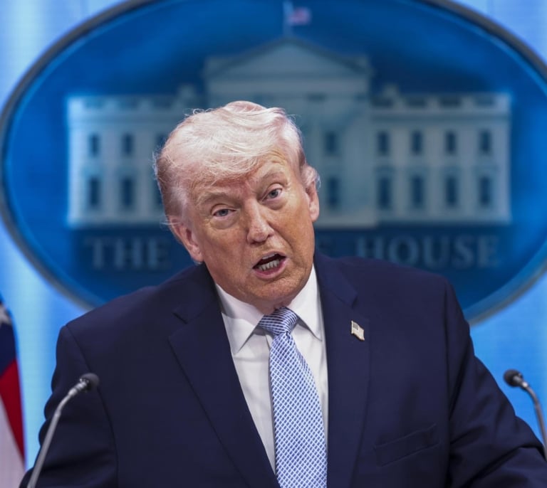Donald Trump: "Podemos destruir todo Irán en una noche y si no abren Ormuz esa noche será mañana"