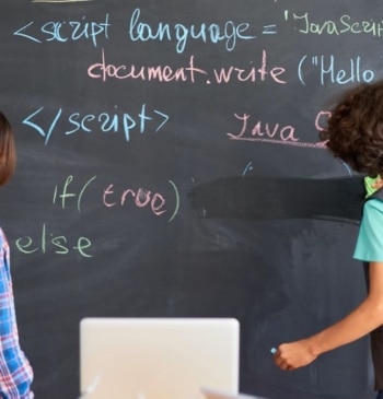 La era del "ChatGPT para profesores" consolida la IA como aliada del [...]