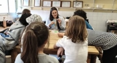 La educación tecnológica sin pantallas gana protagonismo en Madrid ante las nuevas regulaciones en el uso de dispositivos