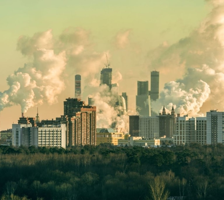 La contaminación del aire es uno de los mayores riesgos ambientales que existen para la salud, según la OMS