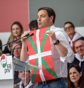 Pradales: "¿Sacaron a Franco de su tumba y no son capaces de [...]