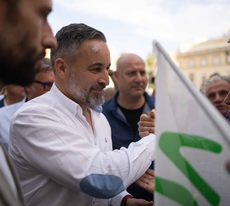 Las 'renuncias' de Vox en sus pactos con el PP para afianzar el voto protesta y obrero