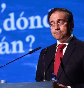 Albares participará por videoconferencia en la reunión sobre Ormuz presidida por Macron [...]