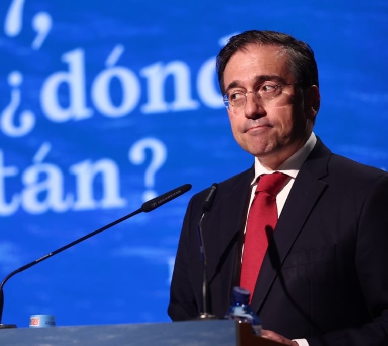 Albares participará por videoconferencia en la reunión sobre Ormuz presidida por Macron y Starmer