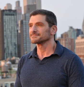 El psiquiatra Amir Levine y su método para filtrar parejas: "Tinder es [...]