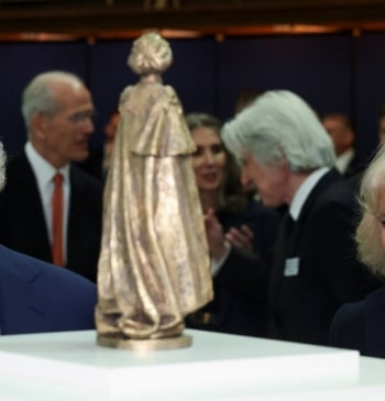 Las celebraciones del centenario de Isabel II de Inglaterra, en imágenes