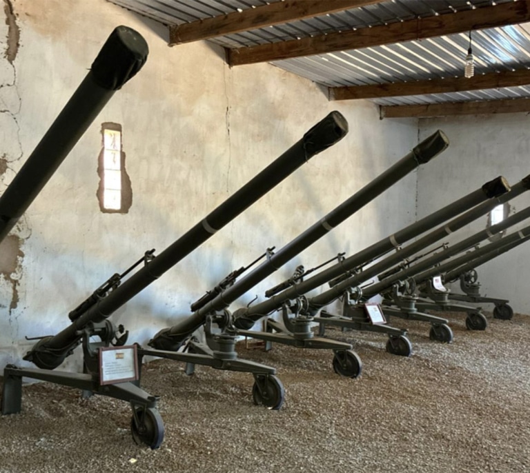 El Polisario exhibe las armas que España y la UE venden a Marruecos para la guerra contra el Sáhara