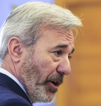 El PP incluirá la 'prioridad nacional' basada en el arraigo en Aragón [...]