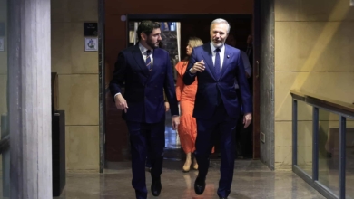 PP y Vox cierran un acuerdo en Aragón con el mismo modelo pactado en Extremadura de la 'prioridad nacional'