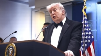 Trump se salva tras el ataque de un "pistolero solitario" en la Cena de Corresponsales de la Casa Blanca