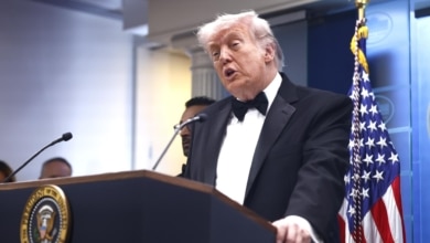 Trump se salva tras el ataque de un "pistolero solitario" en la Cena de Corresponsales de la Casa Blanca