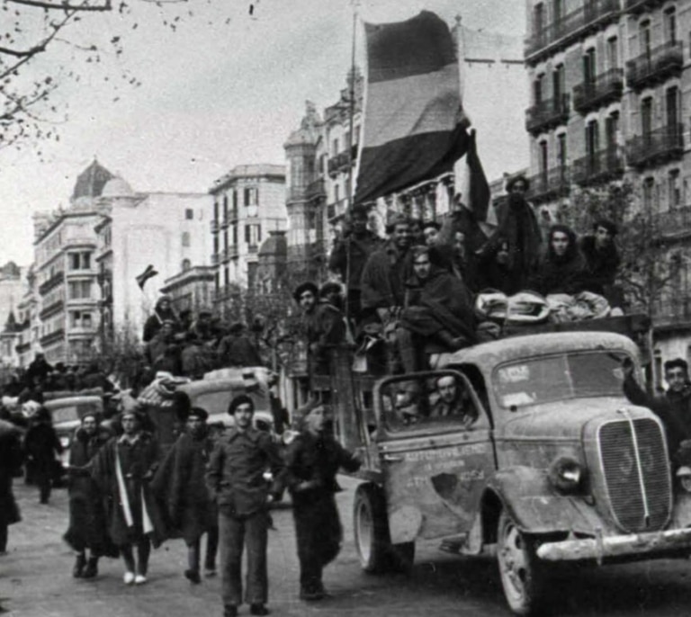 ¿El exilio republicano, crimen contra la humanidad? Dos nietas de un militante de CNT-FAI se querellan contra el franquismo