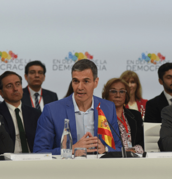 Cumbre de buenas intenciones en Barcelona: “En vez de sembrar guerra, sembremos [...]