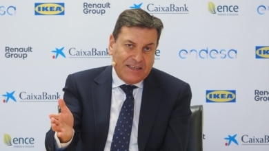 Castilla y León recurrirá el decreto de regularización de inmigrantes por su "grave" impacto en la UE