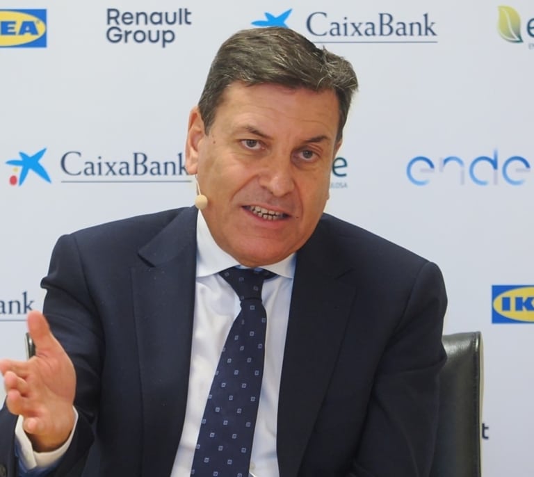 Castilla y León recurrirá el decreto de regularización de inmigrantes por su "grave" impacto en la UE