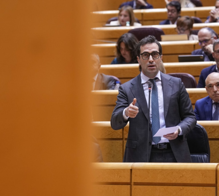 El PP no saca a Cuerpo de su "zona de confort" en el primer control como vicepresidente primero