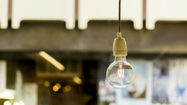 Precio de la luz hoy, 10 de abril de 2026: por qué días con precios similares tienen facturas distintas