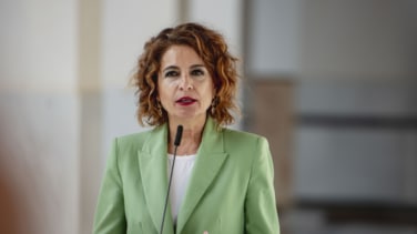 Cádiz echa un pulso a Montero y le impide cerrar ya todas sus listas para las andaluzas