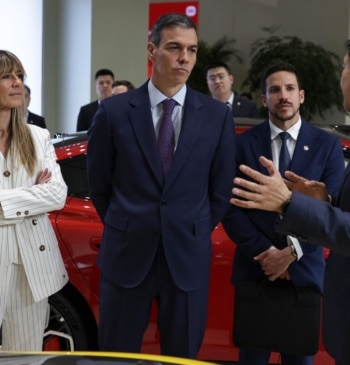 El juez sostiene que Begoña Gómez creó un "entramado de registros" para [...]