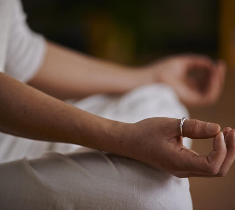 Este es el tiempo diario de meditación que necesitas para mejorar tu cerebro, según Harvard