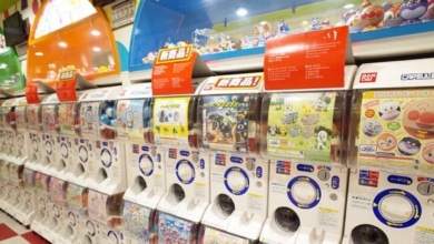 Por qué te enganchas a los 'gachapones', los juguetes más rentables de la industria japonesa