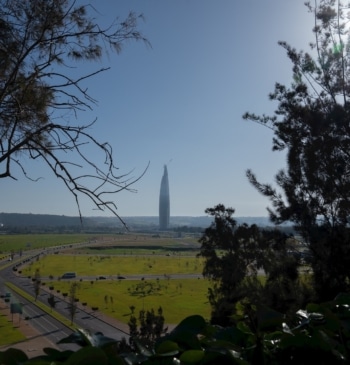 La Torre Mohammed VI se incorpora al ‘skyline’ de Rabat como icono [...]