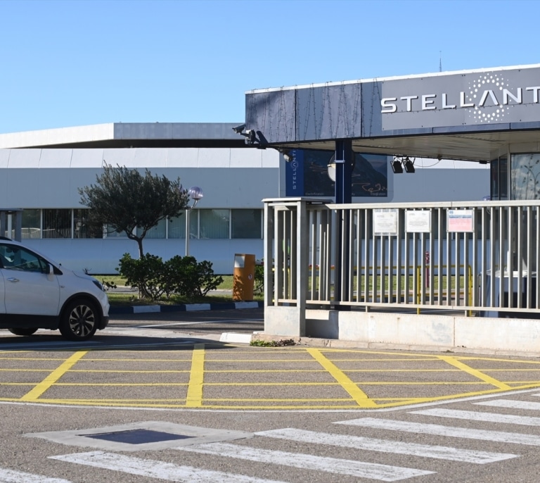 Stellantis llama a revisión 77.500 vehículos en España por riesgo de incendio