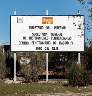 Policías alertan del "colapso del sistema" con los 3.500 presos extranjeros que [...]