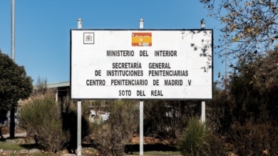 Policías alertan del "colapso del sistema" con los 3.500 presos extranjeros que pueden ser regularizados