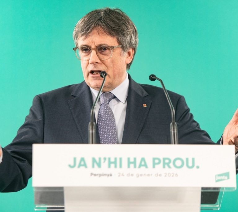 Puigdemont acusa a Rufián de cruzar "todas las líneas de la decencia" y "ensuciar" ERC