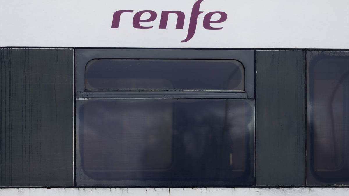 Un tribunal paraliza cautelarmente la nueva filial de autobuses de Renfe