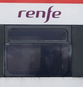Un tribunal paraliza cautelarmente la nueva filial de autobuses de Renfe