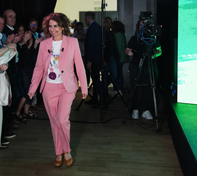 Tensión en Cádiz, Córdoba y Almería por las listas de Montero para las andaluzas